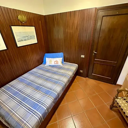 Apartment Turistico Indipendente Con Giardino *