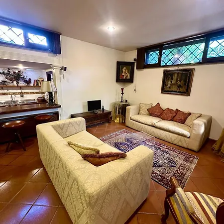Apartment Turistico Indipendente Con Giardino *